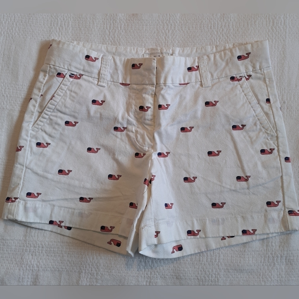 Vineyard Vines girls size 10 Whale flag print fabric, 2 front 2 back pockets EUC